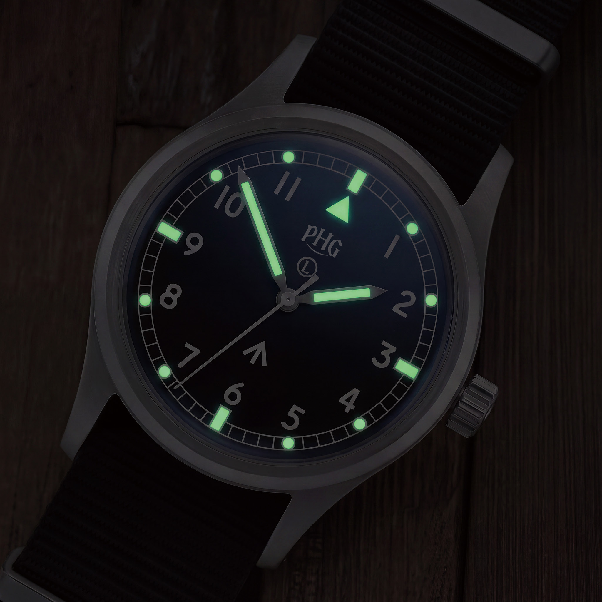 PHG W10‑1967 Relógio militar v - Tropic Strap Vintage avaliação e preço
